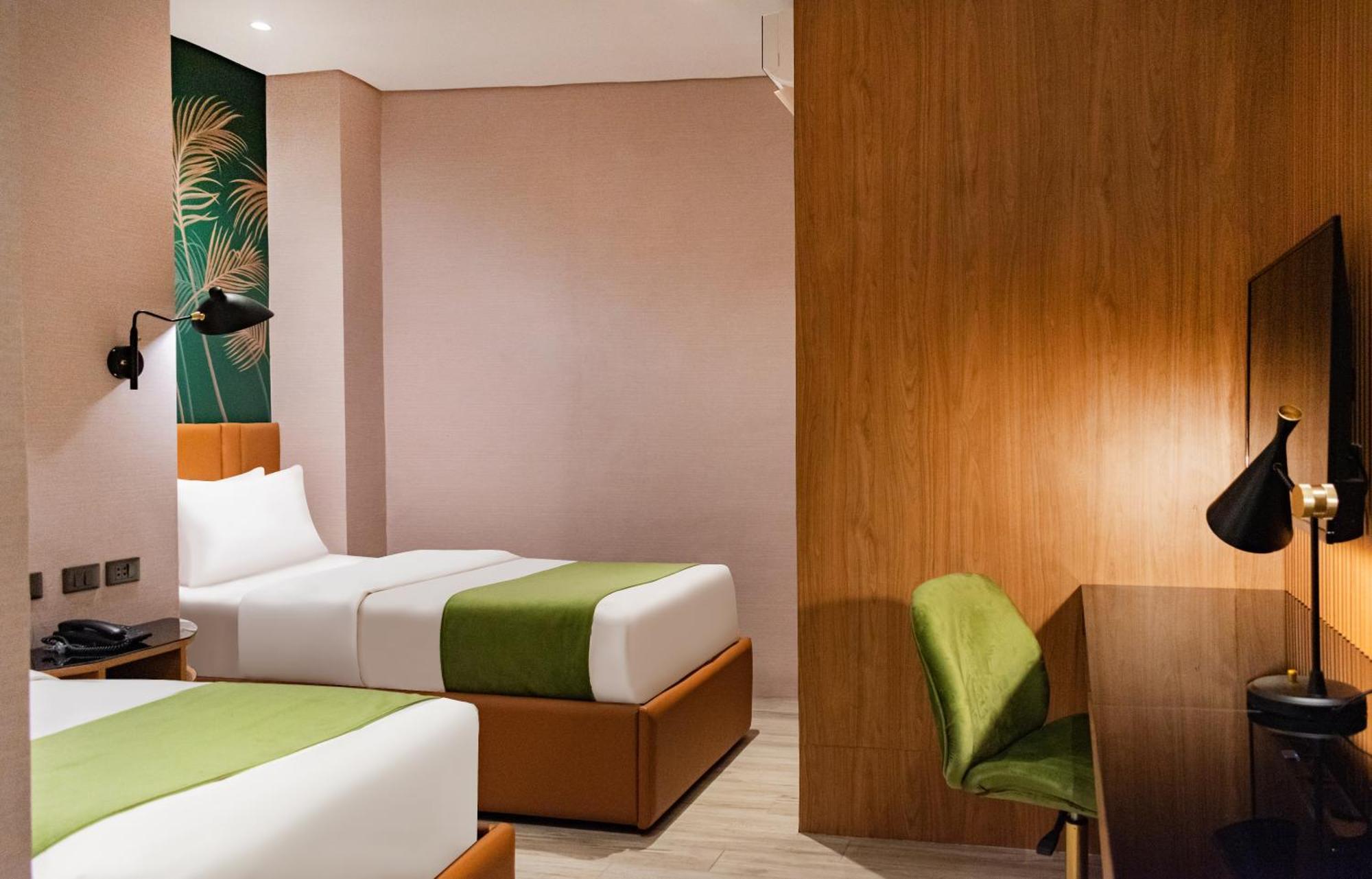Ironwood Hotel Tacloban Esterno foto