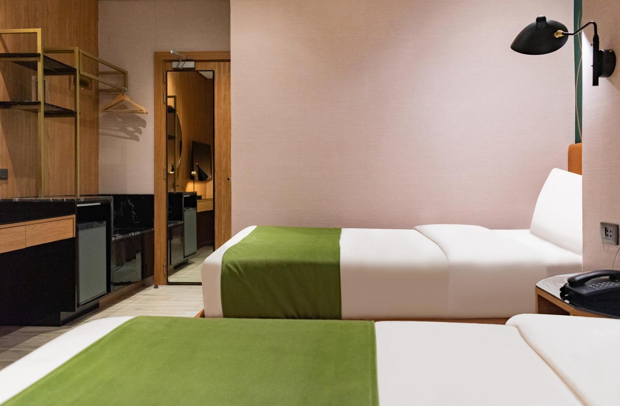 Ironwood Hotel Tacloban Esterno foto