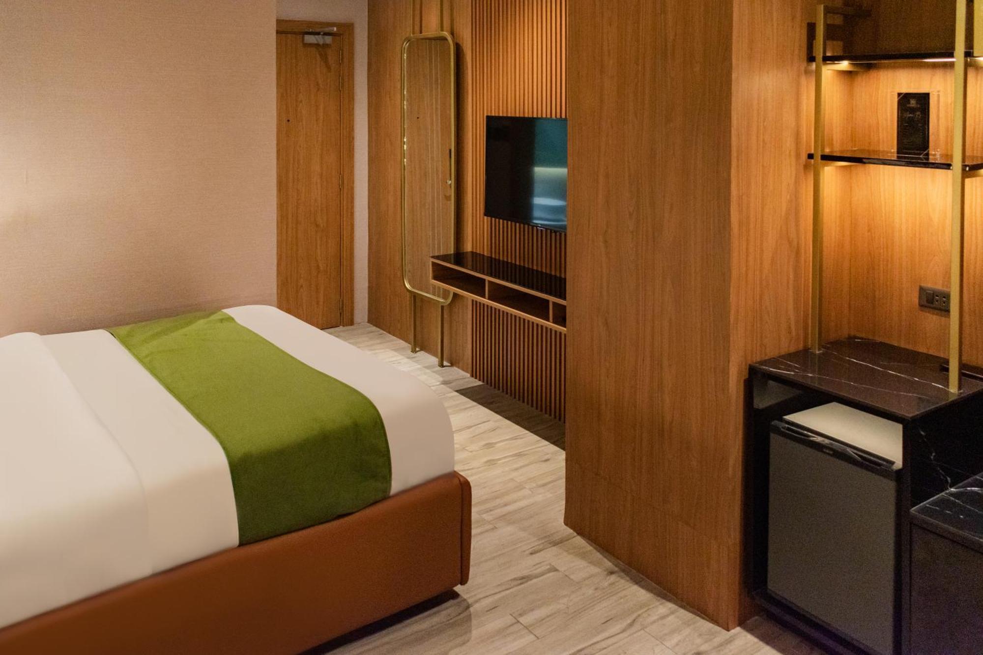 Ironwood Hotel Tacloban Esterno foto