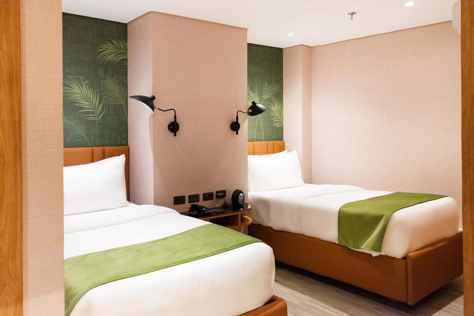 Ironwood Hotel Tacloban Esterno foto