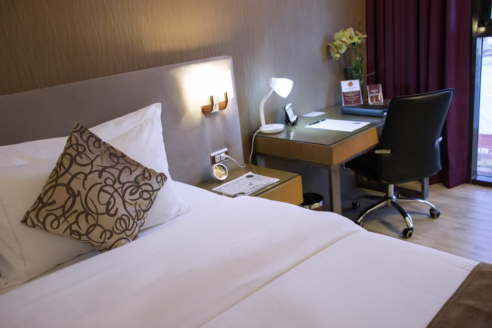 Ironwood Hotel Tacloban Esterno foto
